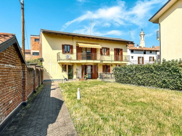 appartamento in vendita a Gattinara