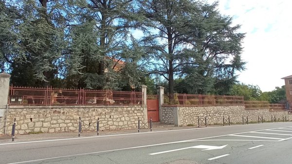 casa indipendente in vendita a Gattinara