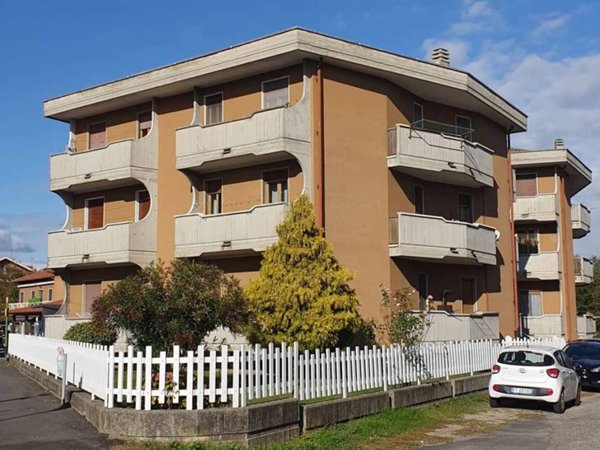 appartamento in vendita a Gattinara
