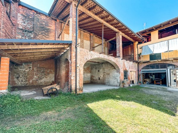 appartamento in vendita a Gattinara
