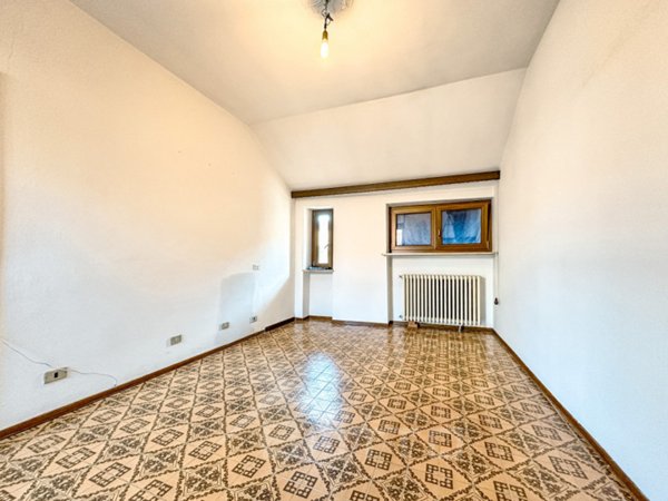 appartamento in vendita a Gattinara