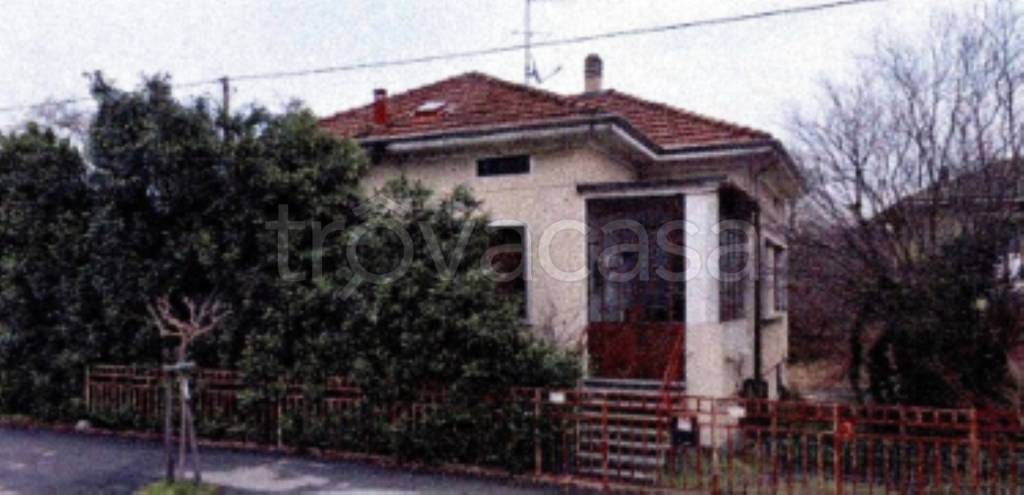 appartamento in vendita a Gattinara