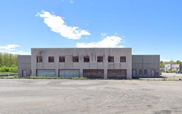 locale di sgombero in vendita a Gattinara