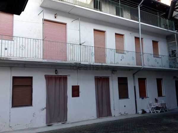 casa semindipendente in vendita a Gattinara