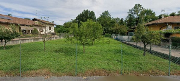 terreno edificabile in vendita a Gattinara