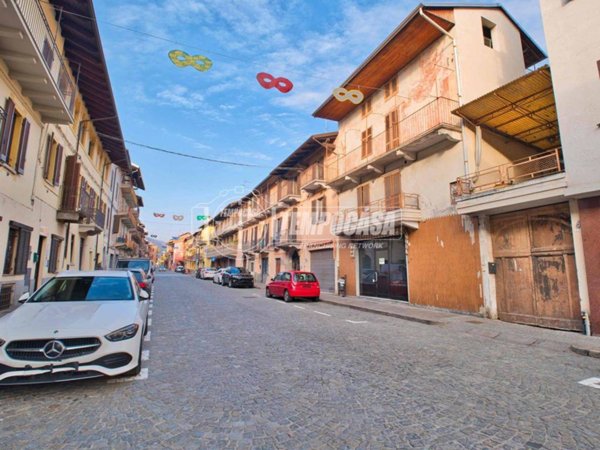 appartamento in vendita a Gattinara