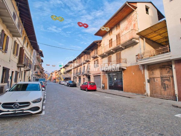 appartamento in vendita a Gattinara