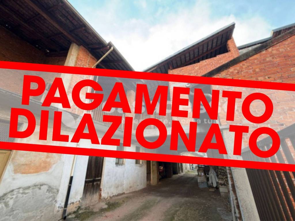 casa indipendente in vendita a Gattinara