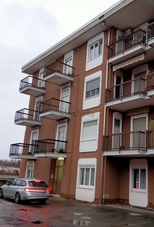 appartamento in vendita a Gattinara