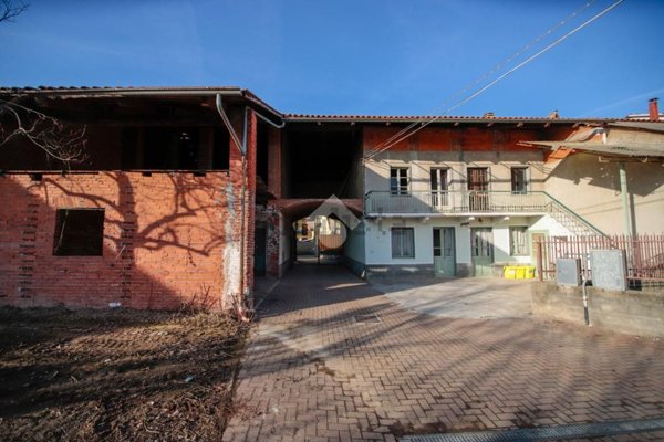 casa semindipendente in vendita a Gattinara