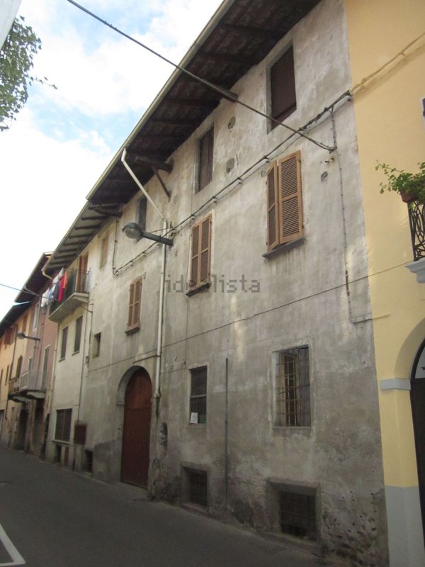 casa semindipendente in vendita a Gattinara