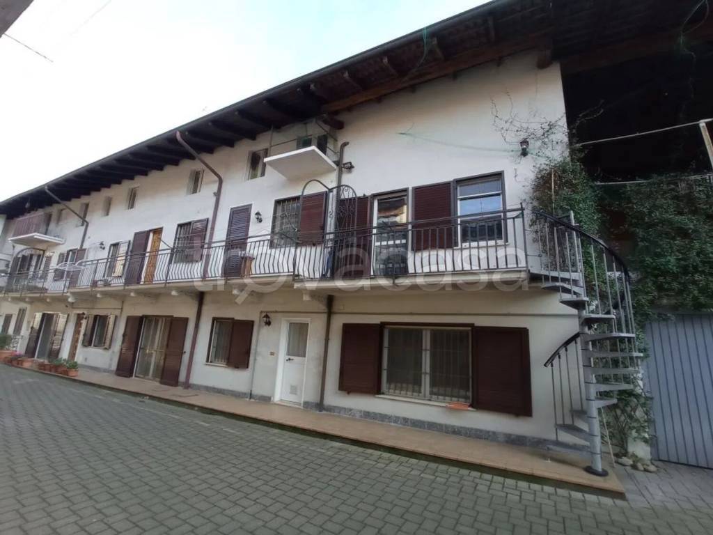 casa indipendente in vendita a Ghislarengo