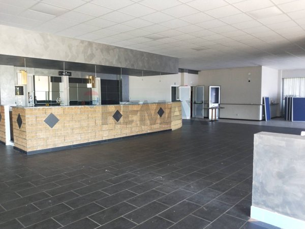 locale commerciale in vendita a Ghislarengo