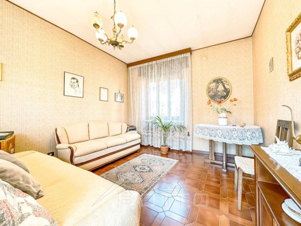 casa indipendente in vendita a Ghislarengo