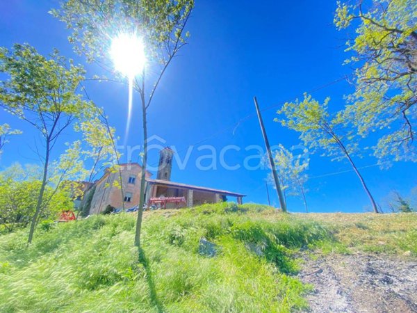 casa indipendente in vendita ad Agazzano