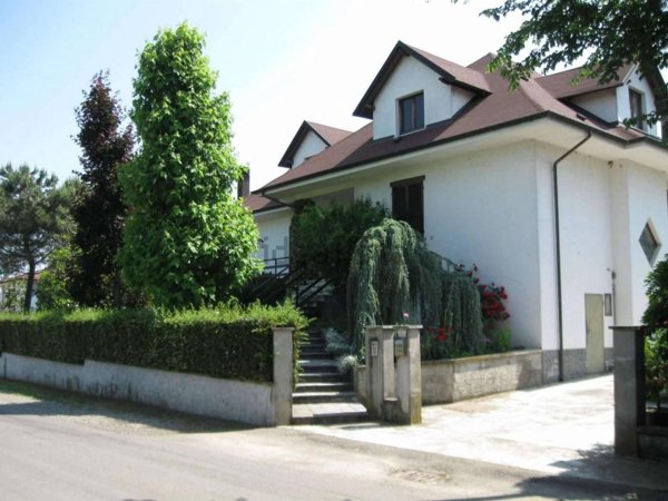 casa indipendente in vendita ad Agazzano