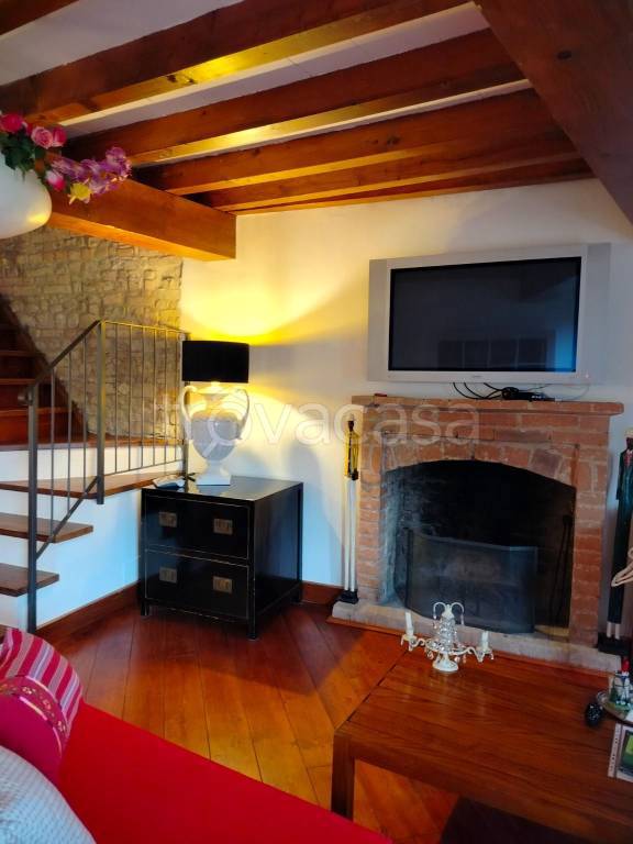 casa indipendente in vendita ad Agazzano