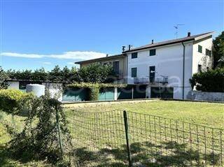 casa indipendente in vendita ad Agazzano