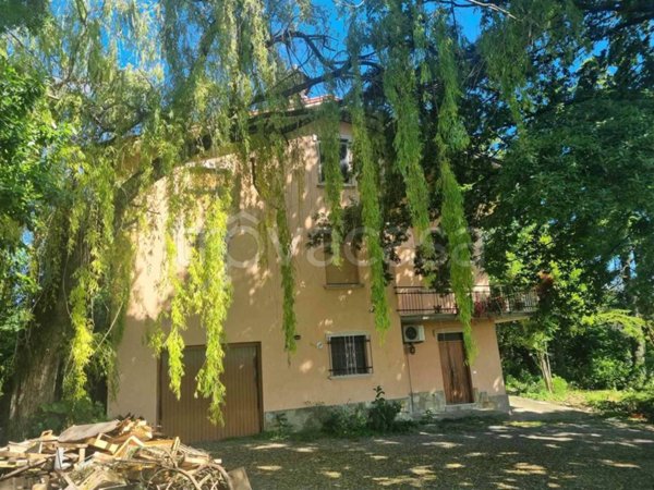 casa indipendente in vendita ad Agazzano