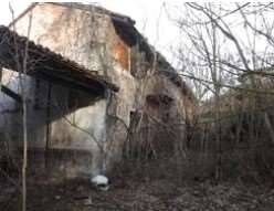 casa indipendente in vendita ad Agazzano in zona Tavernago