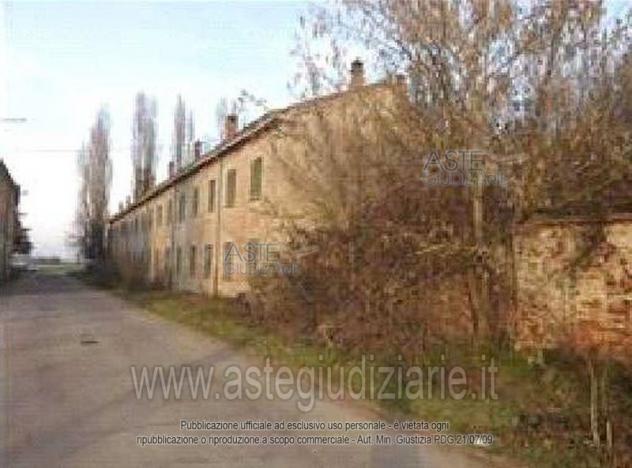 terreno agricolo in vendita ad Agazzano in zona Tavernago
