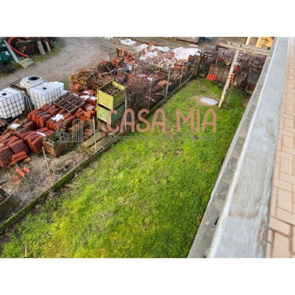 casa semindipendente in vendita ad Agazzano