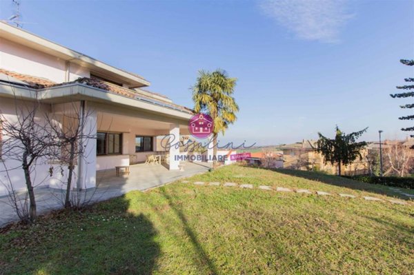 casa indipendente in vendita ad Agazzano