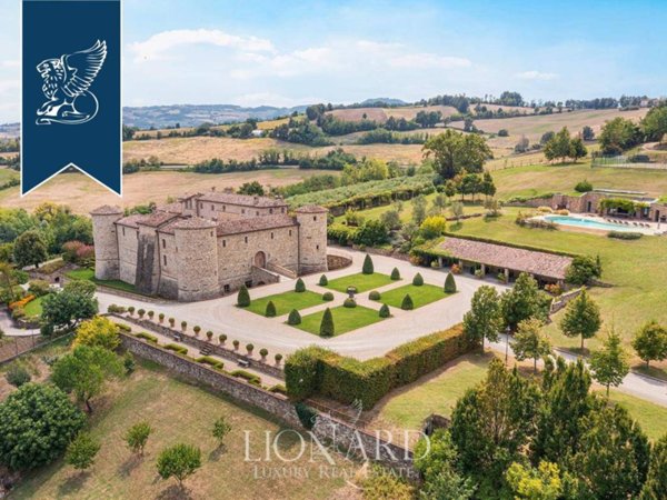 intera palazzina in vendita ad Agazzano