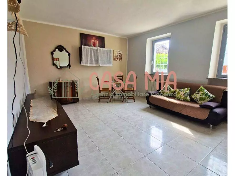 casa indipendente in vendita ad Agazzano