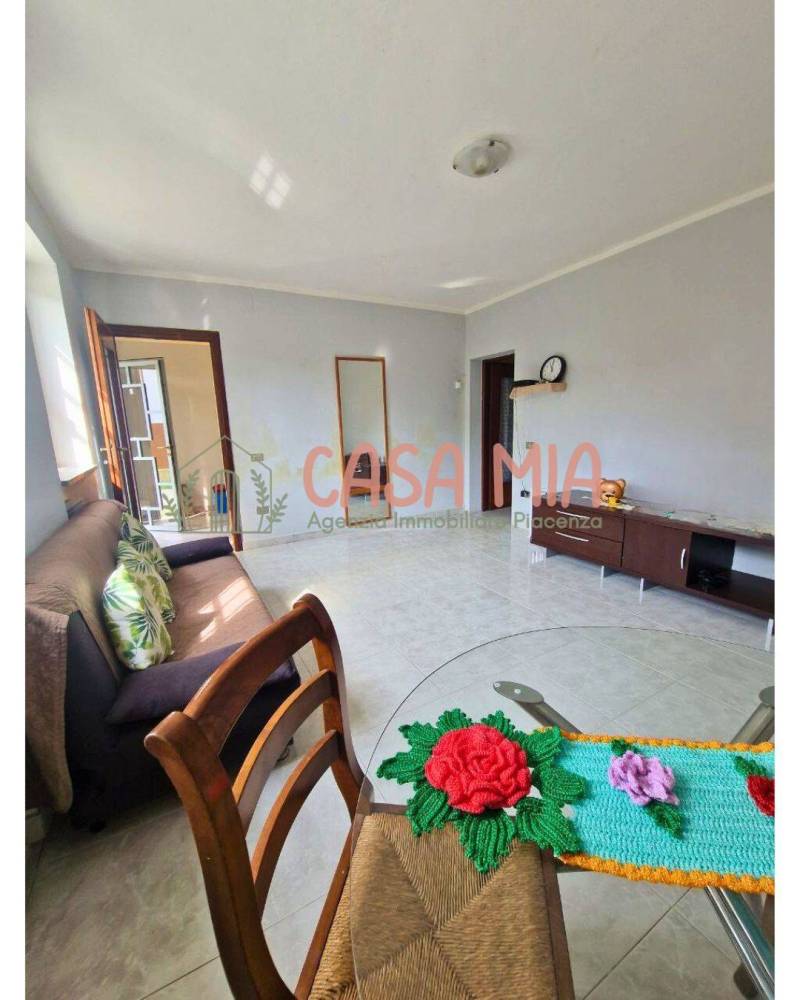 casa indipendente in vendita ad Agazzano