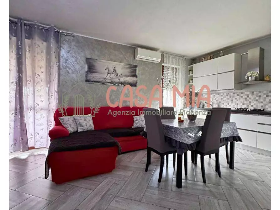 appartamento in vendita ad Agazzano