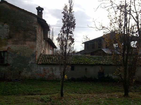 casale in vendita ad Agazzano in zona Bastardina