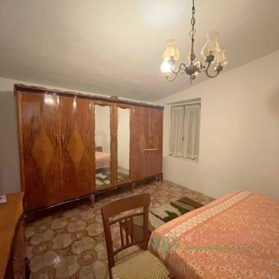 casa indipendente in vendita ad Agazzano