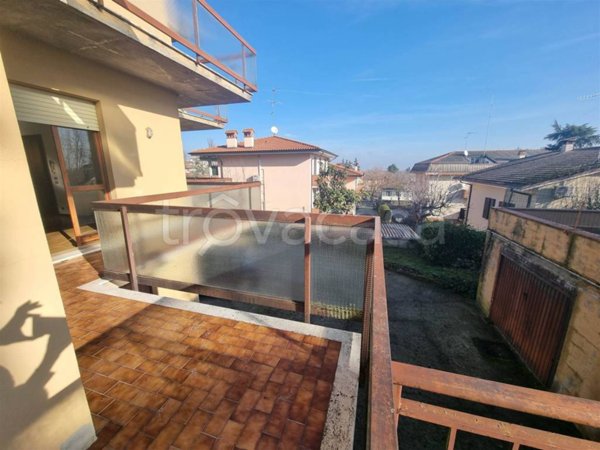 appartamento in vendita ad Agazzano