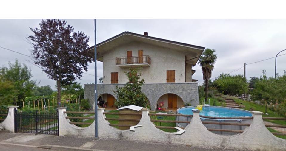 casa indipendente in vendita ad Agazzano