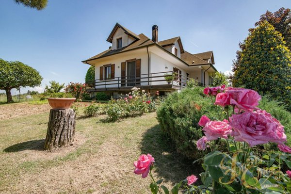 casa indipendente in vendita ad Agazzano