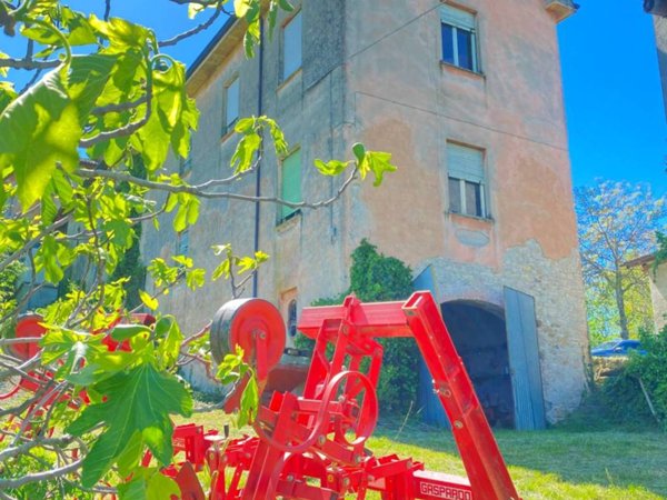 casa indipendente in vendita ad Agazzano