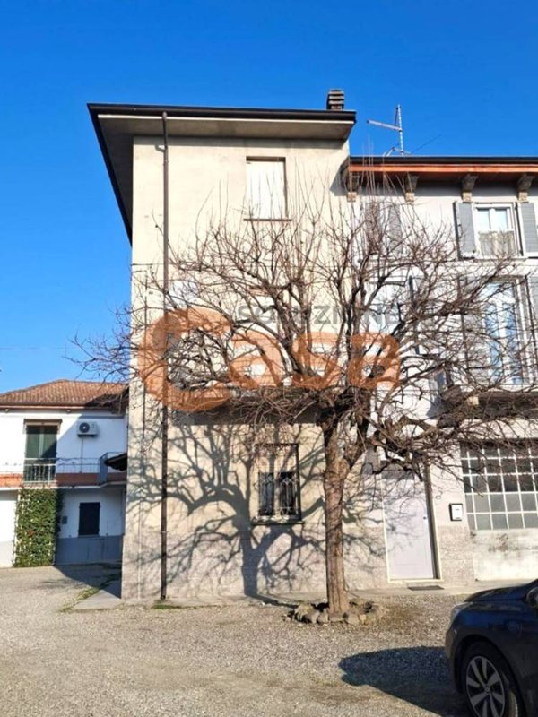 appartamento in vendita ad Agazzano