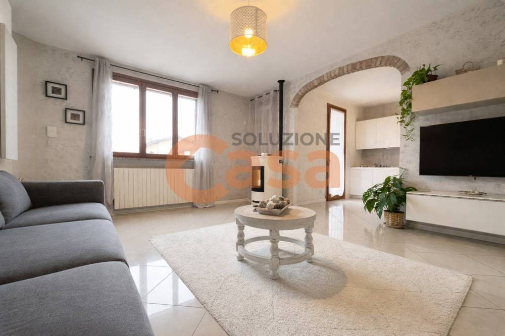 appartamento in vendita ad Agazzano