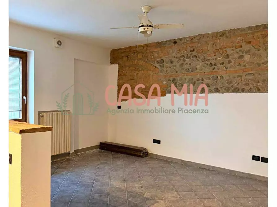 appartamento in vendita ad Agazzano