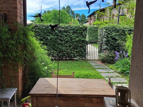 appartamento in vendita ad Agazzano in zona Bastardina