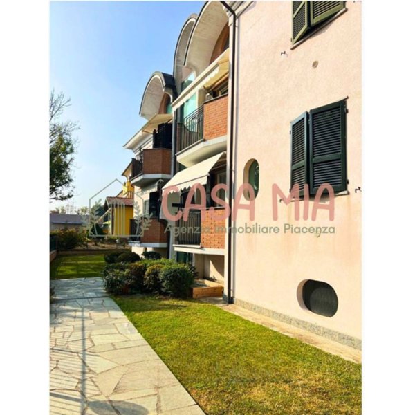 appartamento in vendita ad Agazzano