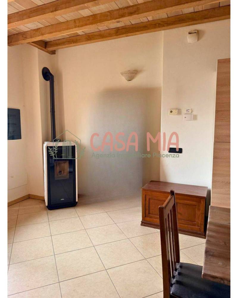 casa indipendente in vendita ad Agazzano