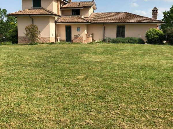 casa indipendente in vendita ad Agazzano