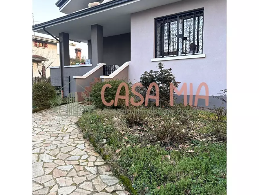 casa indipendente in vendita ad Agazzano