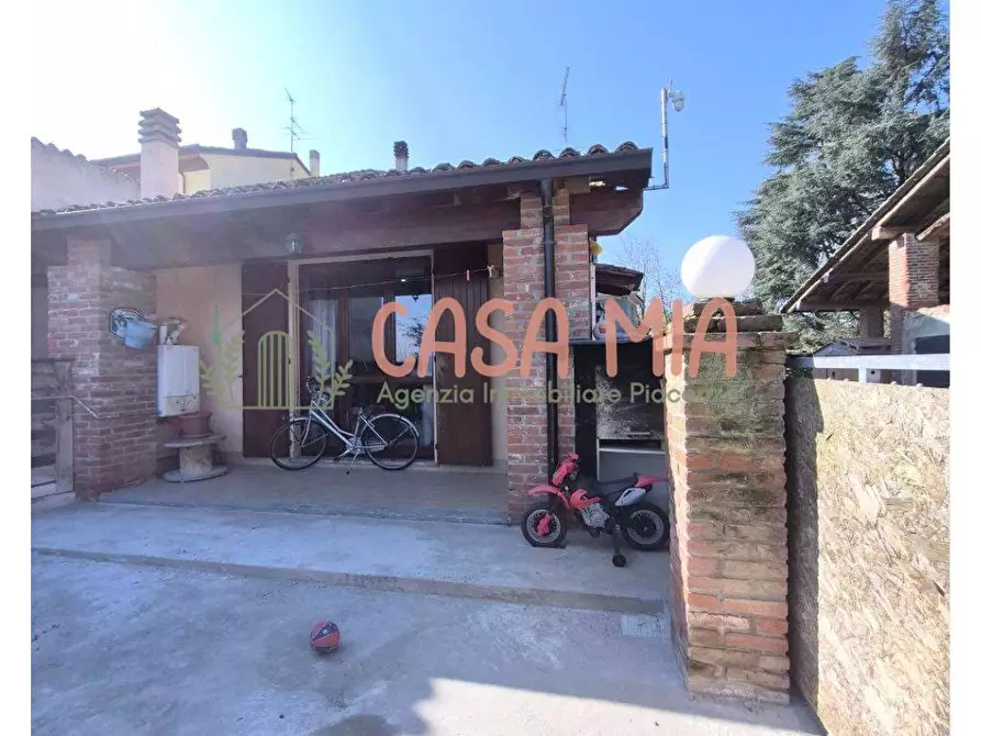 appartamento in vendita ad Agazzano