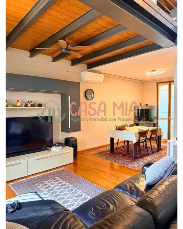 casa indipendente in vendita ad Agazzano