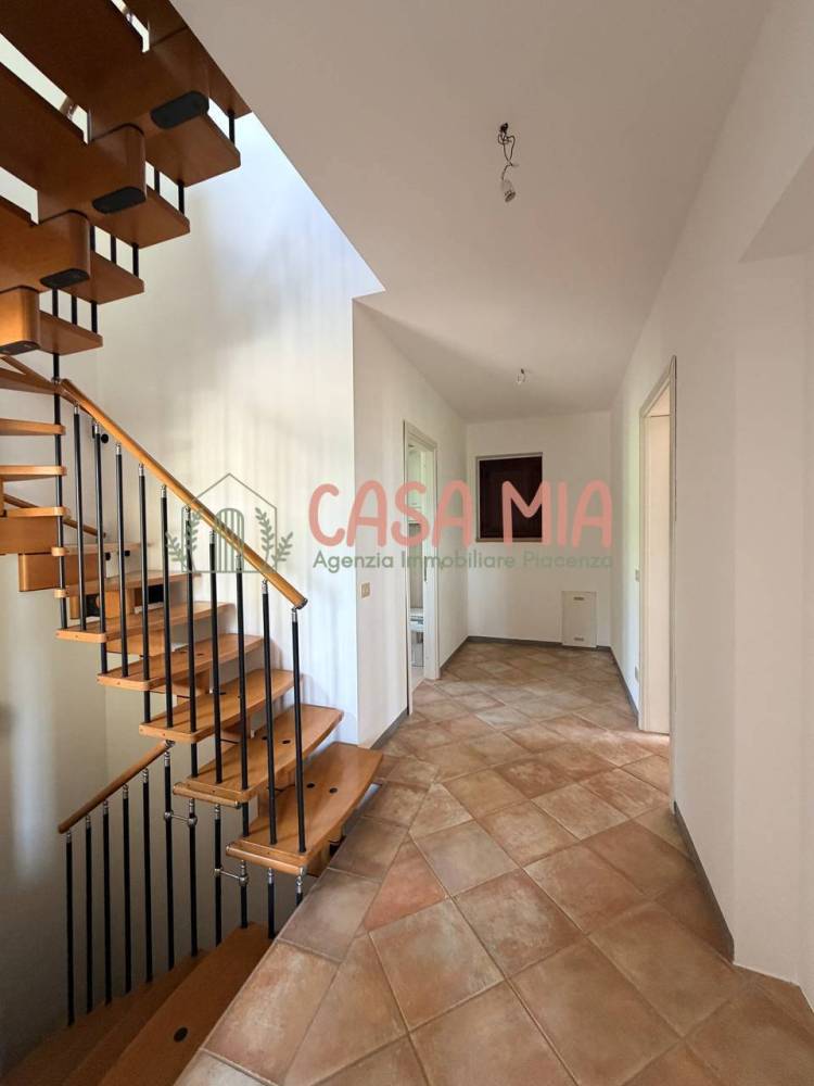 casa indipendente in vendita ad Agazzano