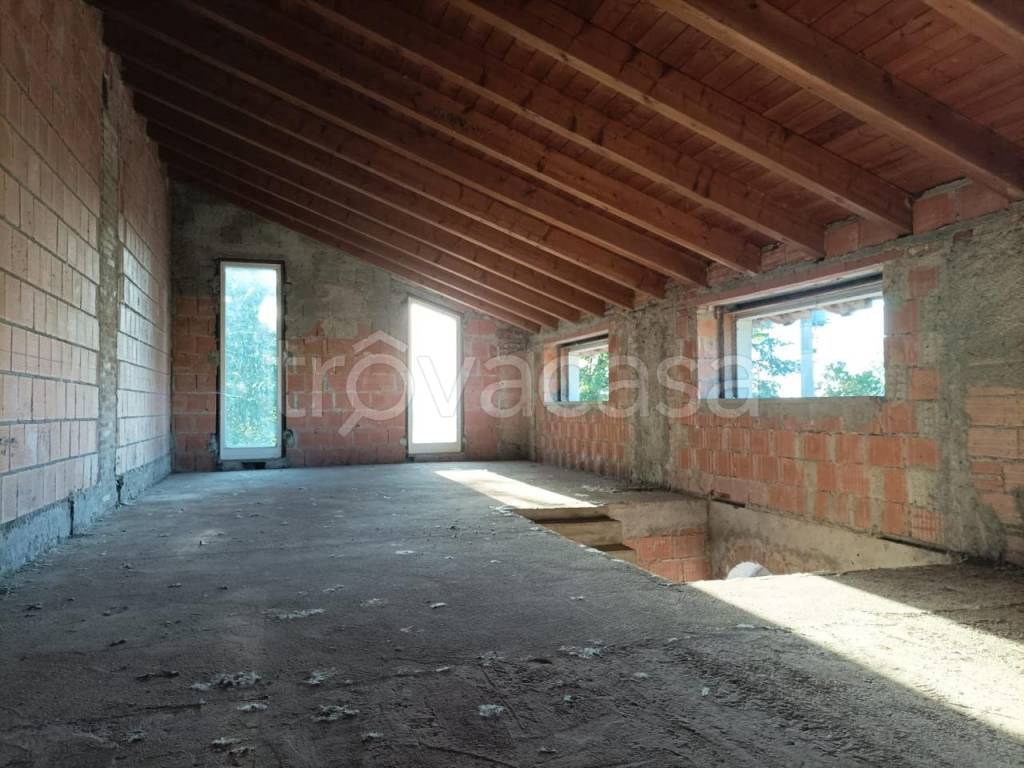 appartamento in vendita ad Agazzano