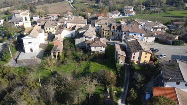 casa indipendente in vendita ad Agazzano